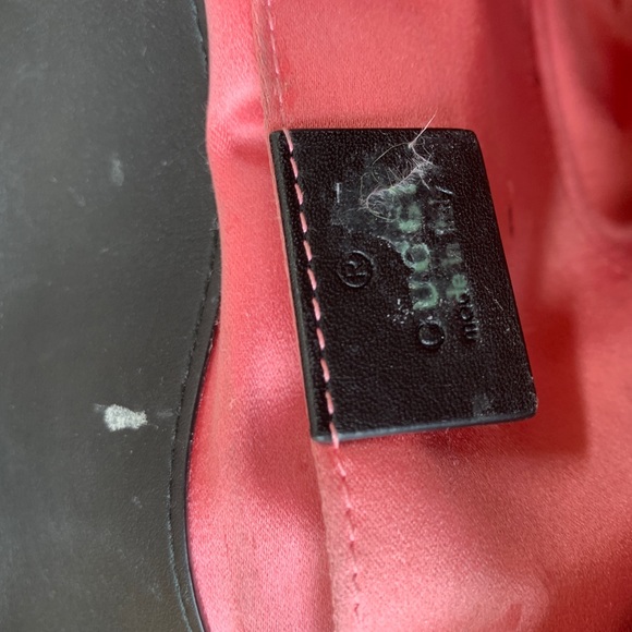 Gucci Marmont crossbody bag in small - Picture 7 of 9